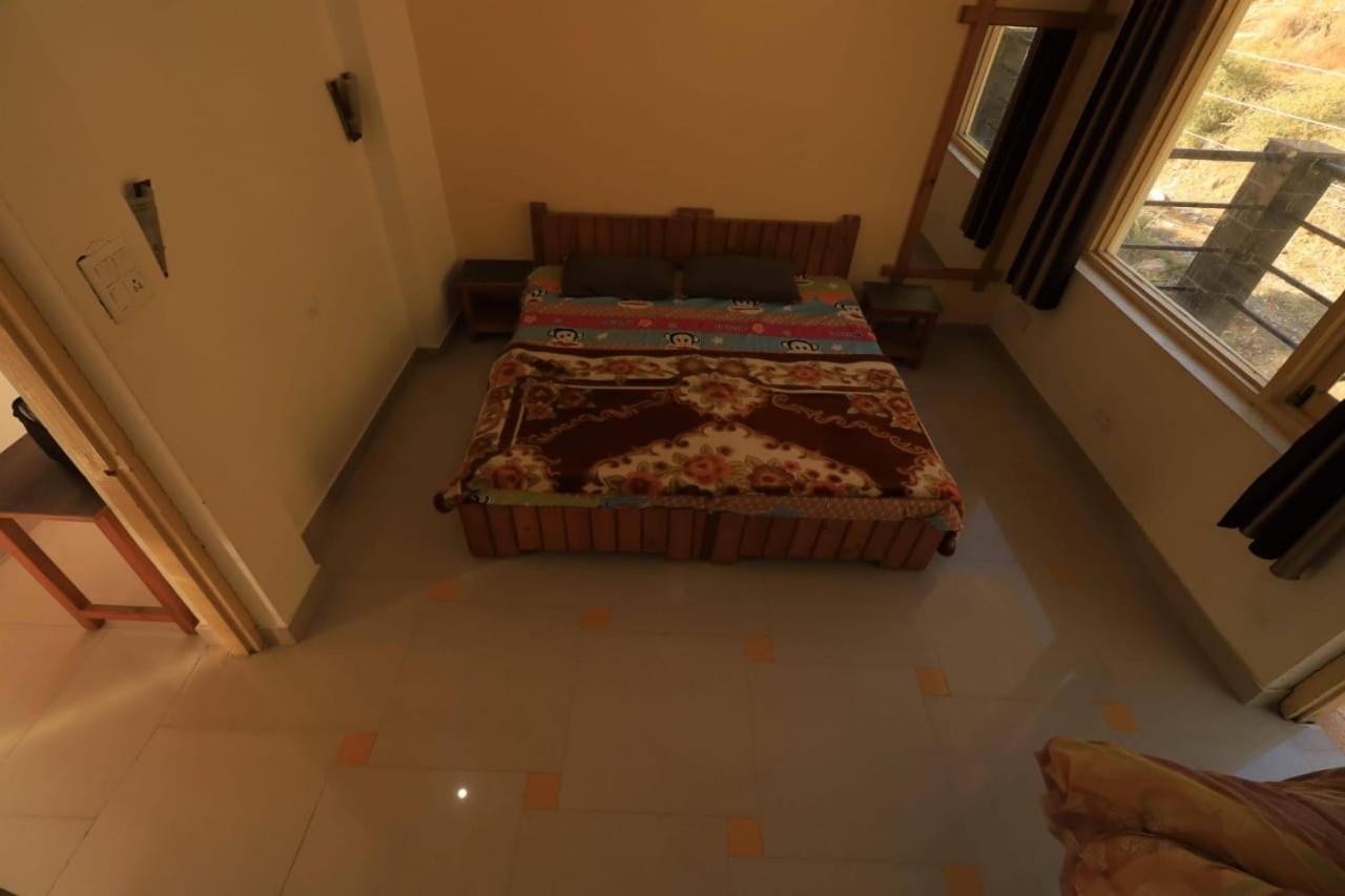 Oasis Guest House Bhagsu D'Shala Dharamshala Exterior foto