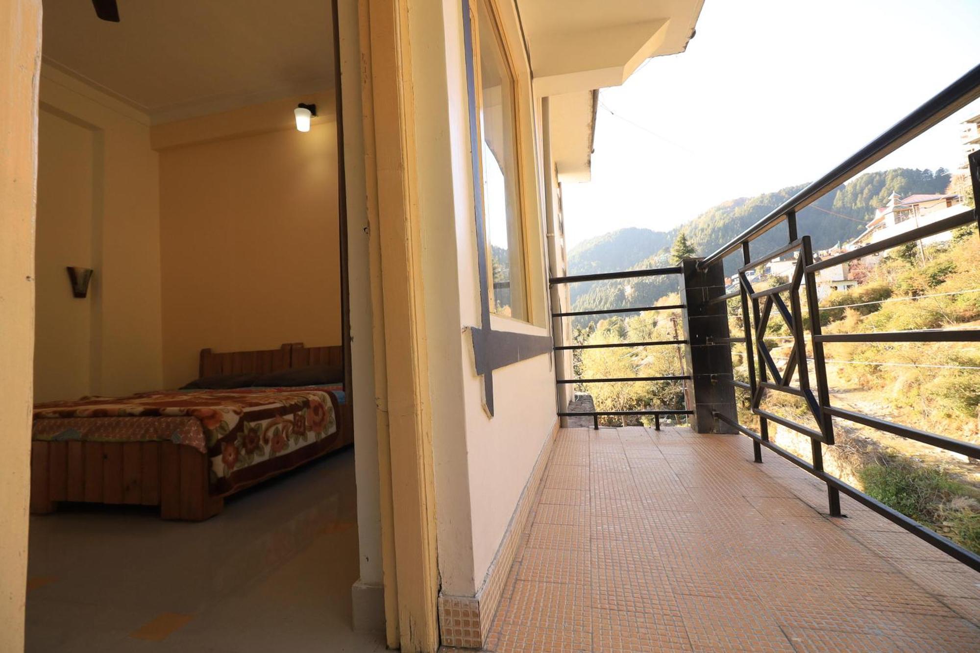 Oasis Guest House Bhagsu D'Shala Dharamshala Exterior foto